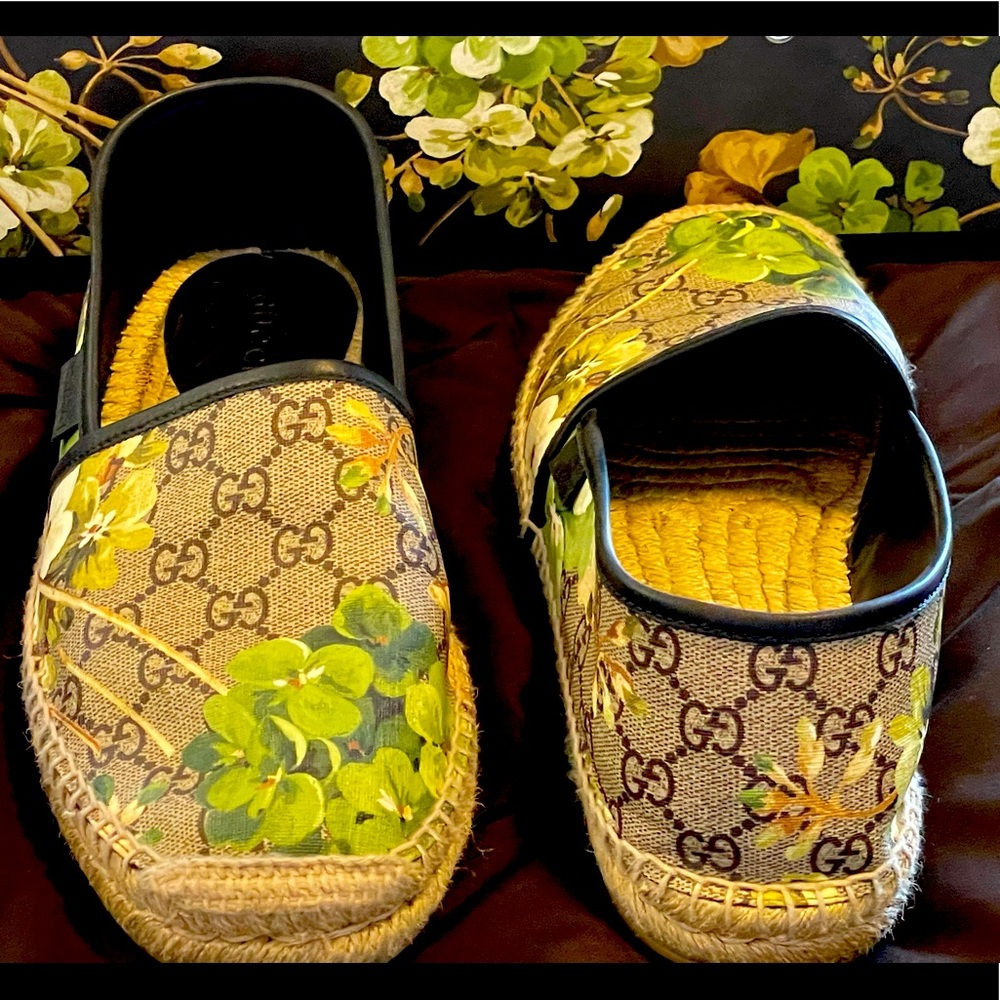 Authentic Gucci Loafers (Box & Dust-bag included)